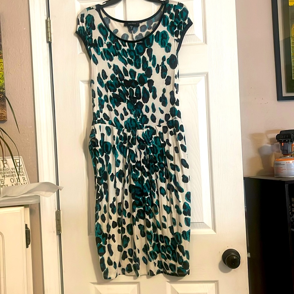 Karen Kane, animal print cap sleeve wrap dress size XL